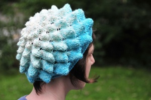 Saxarocks' gradient-dyed Chyrsanthemum Hat; pattern by Xandy Peters