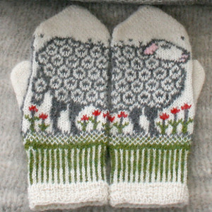 Sheep mittens 